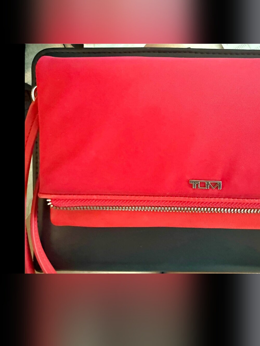 Tumi Voyager Intercontinental Zip Around Wallet Clutch Wristlet Red